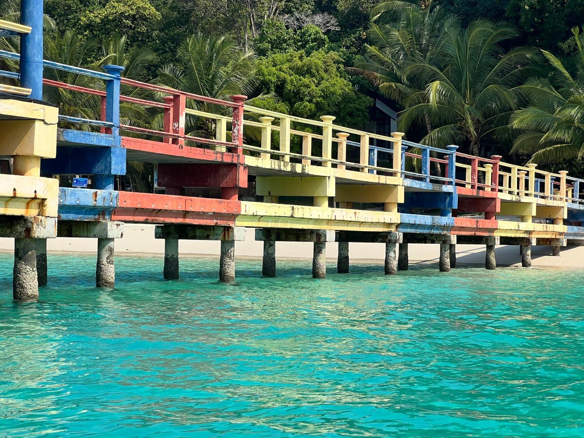 Perhentian Suria Hotel Kampong Pasir Petani Luaran gambar