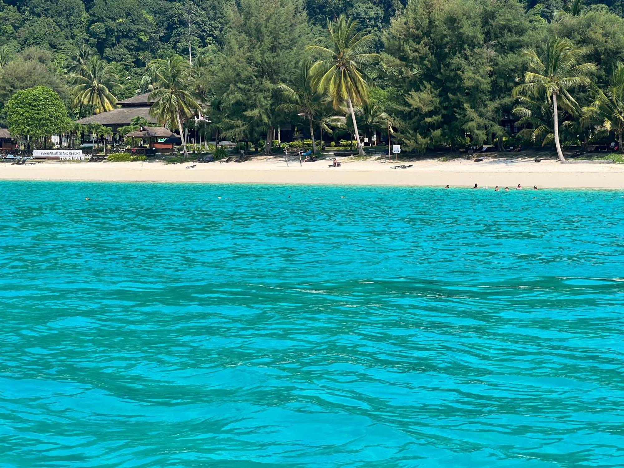 Perhentian Suria Hotel Kampong Pasir Petani Luaran gambar