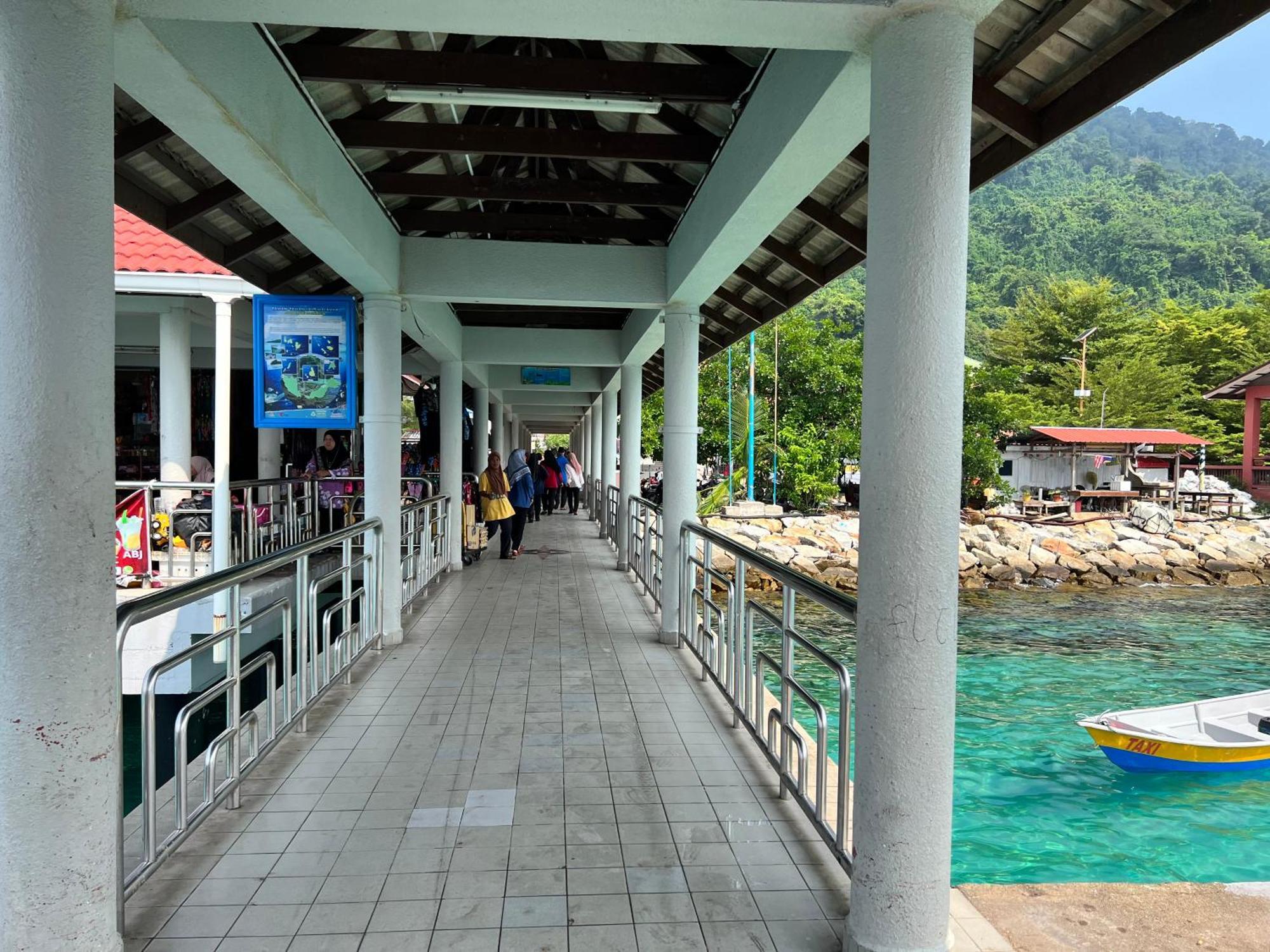Perhentian Suria Hotel Kampong Pasir Petani Luaran gambar